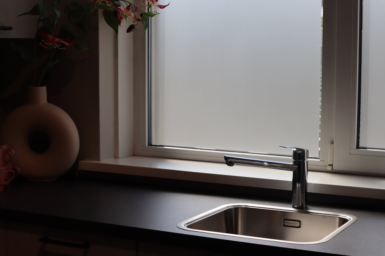 RVS spoelbak schoonmaken & onderhouden - de ultieme gids