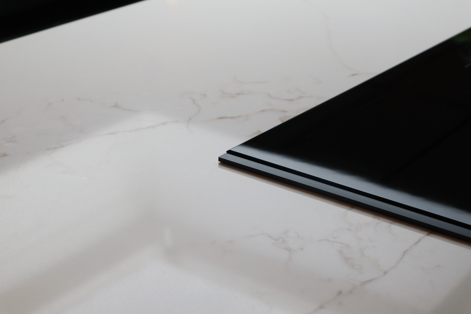 Werken bij Caressi Kitchen Tops